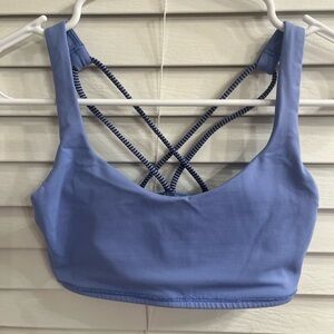 Lululemon Free to Be sports bra